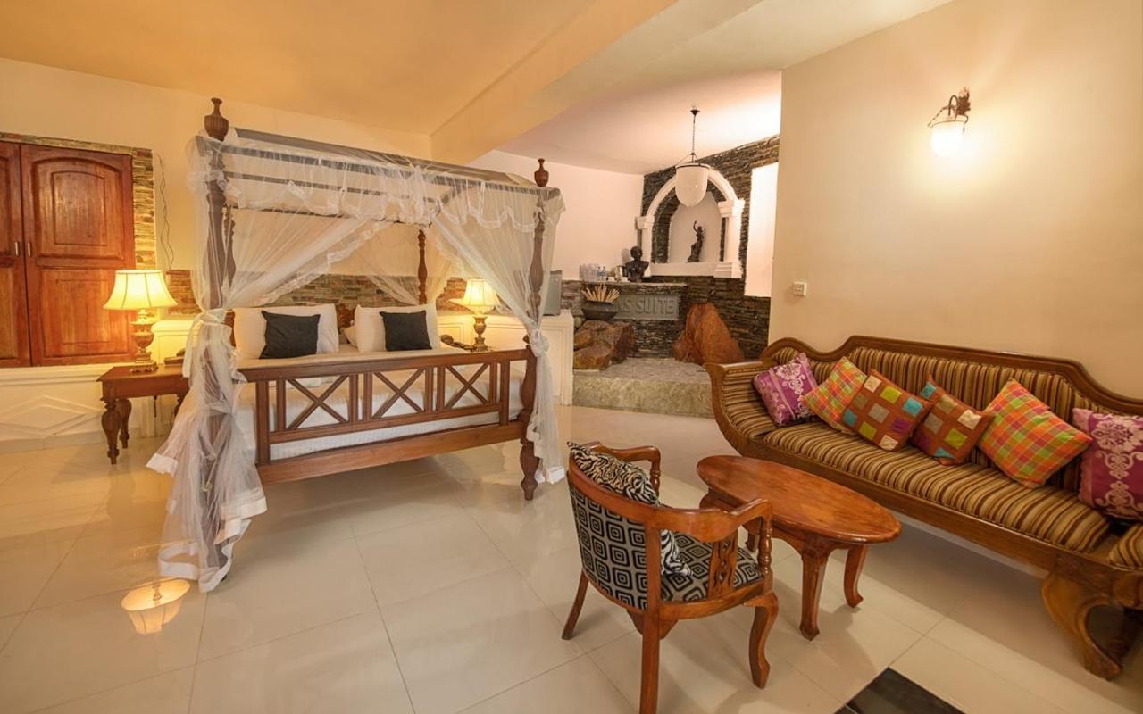 Hotel Ceylon Breeze Kandy Exterior foto